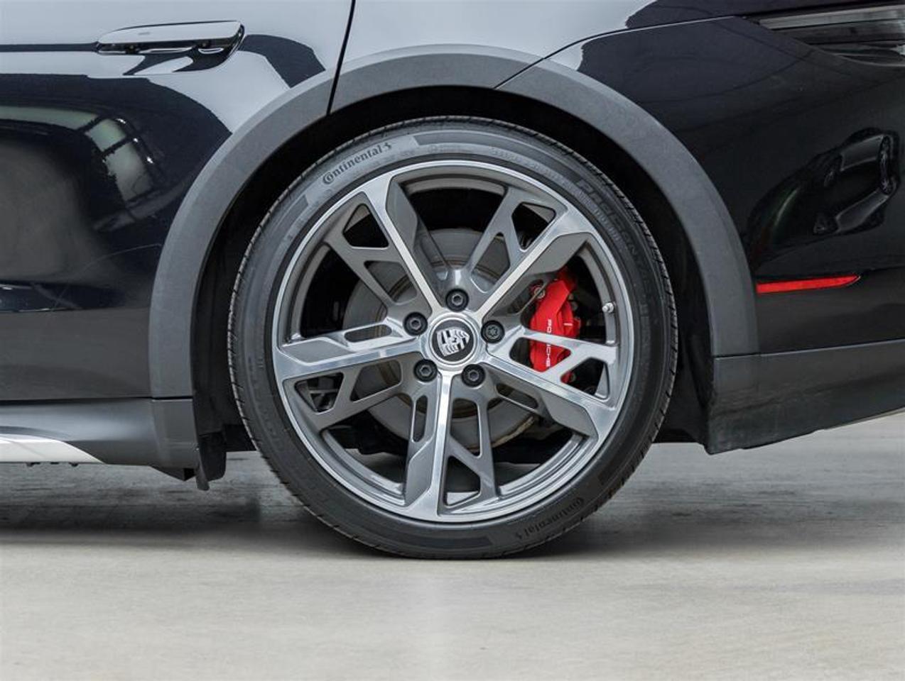 2024 Porsche Taycan  Photo