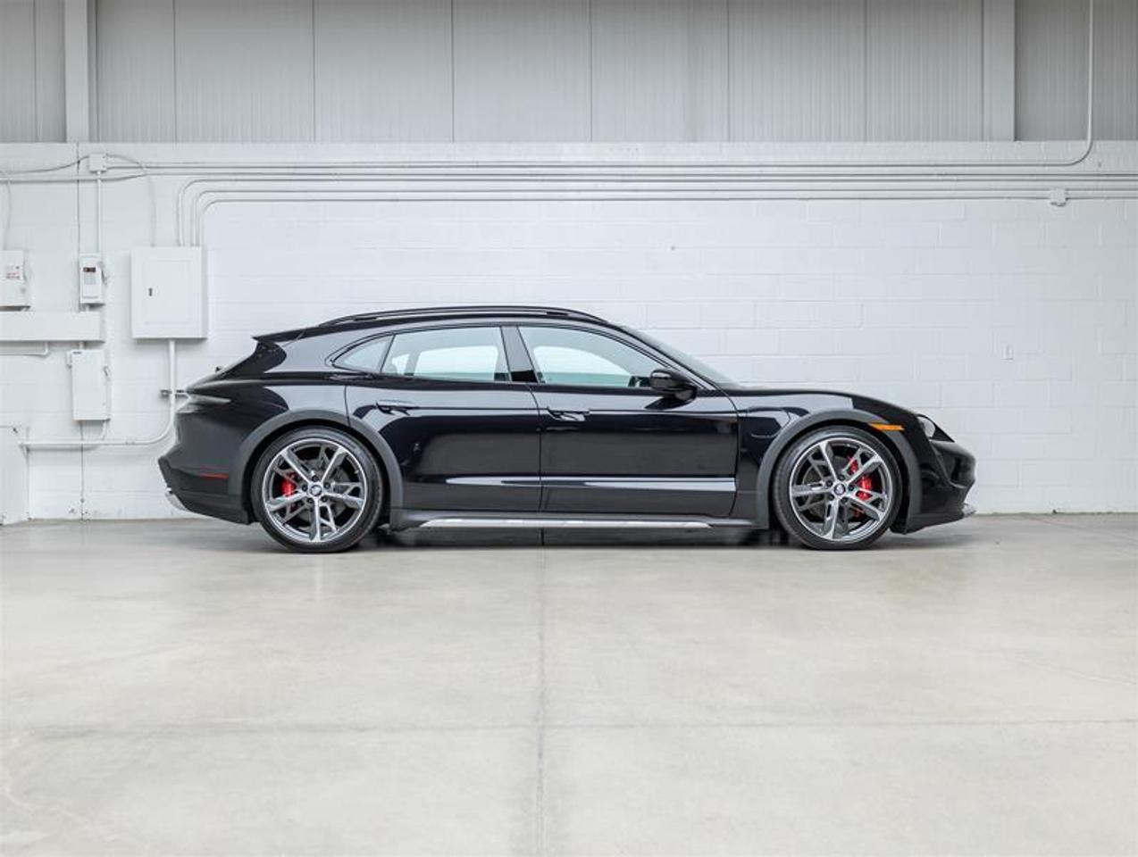 2024 Porsche Taycan  Photo