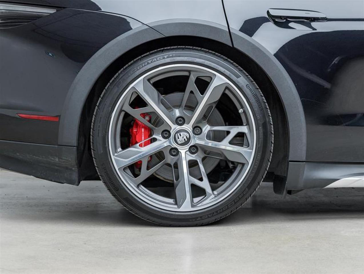 2024 Porsche Taycan  Photo