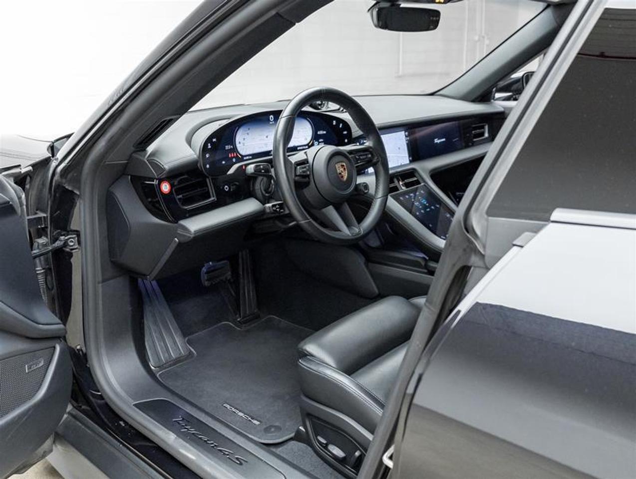 2024 Porsche Taycan  Photo