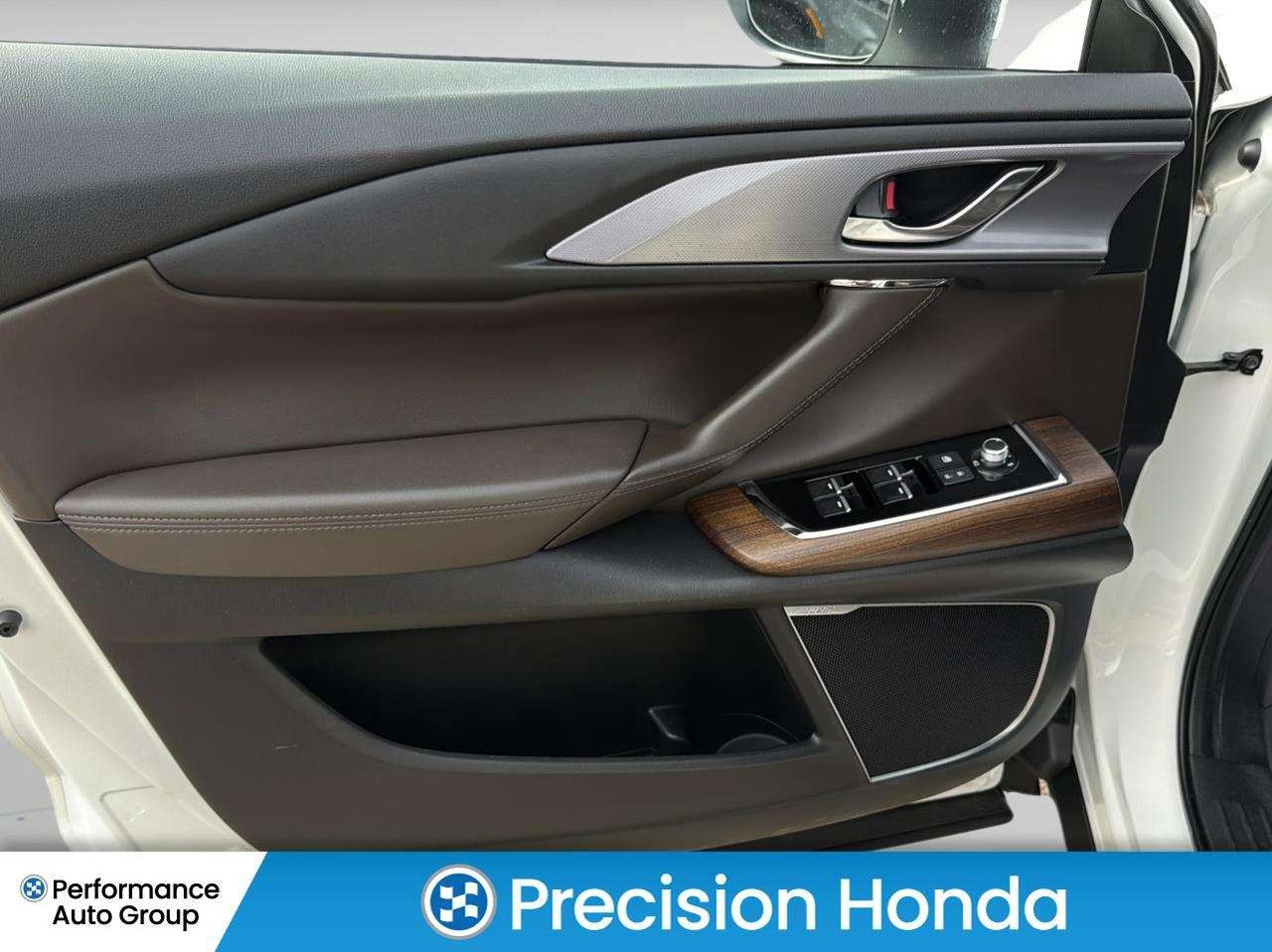 2021 Mazda CX-9 Signature Photo