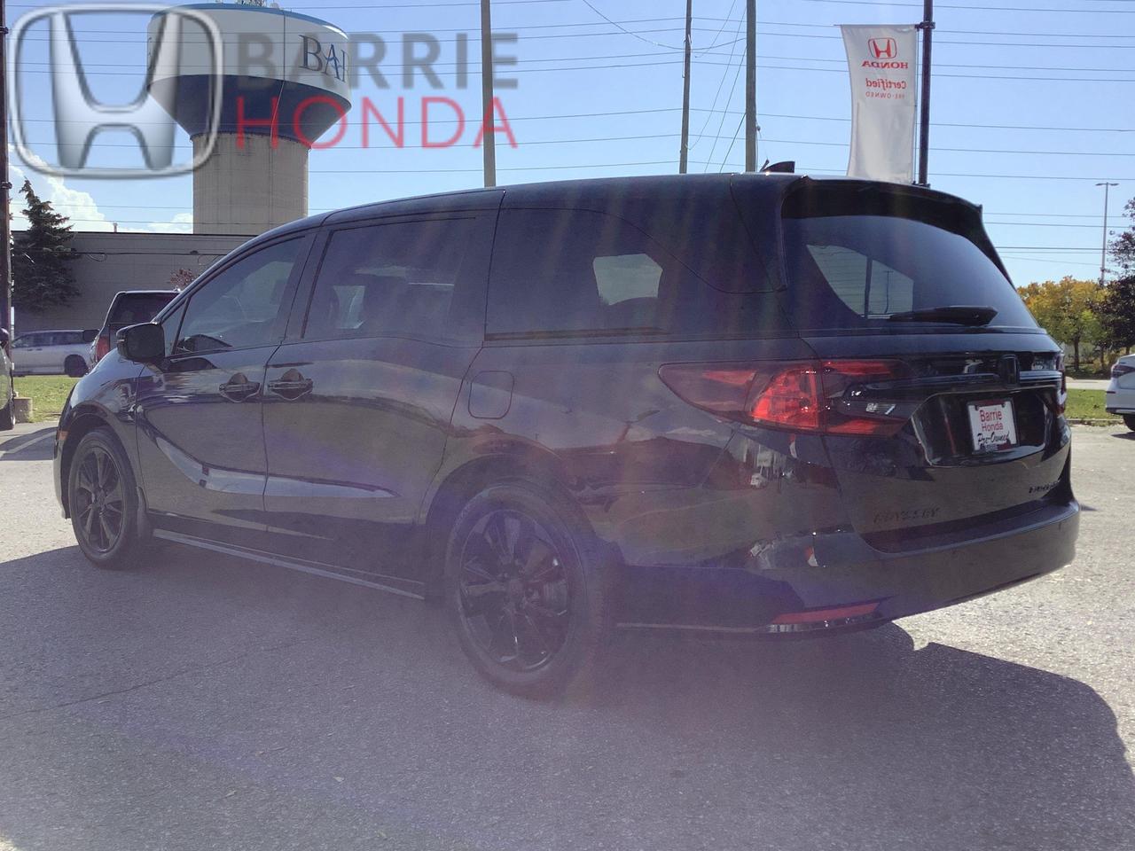 2024 Honda Odyssey Black Edition Passenger Van Photo