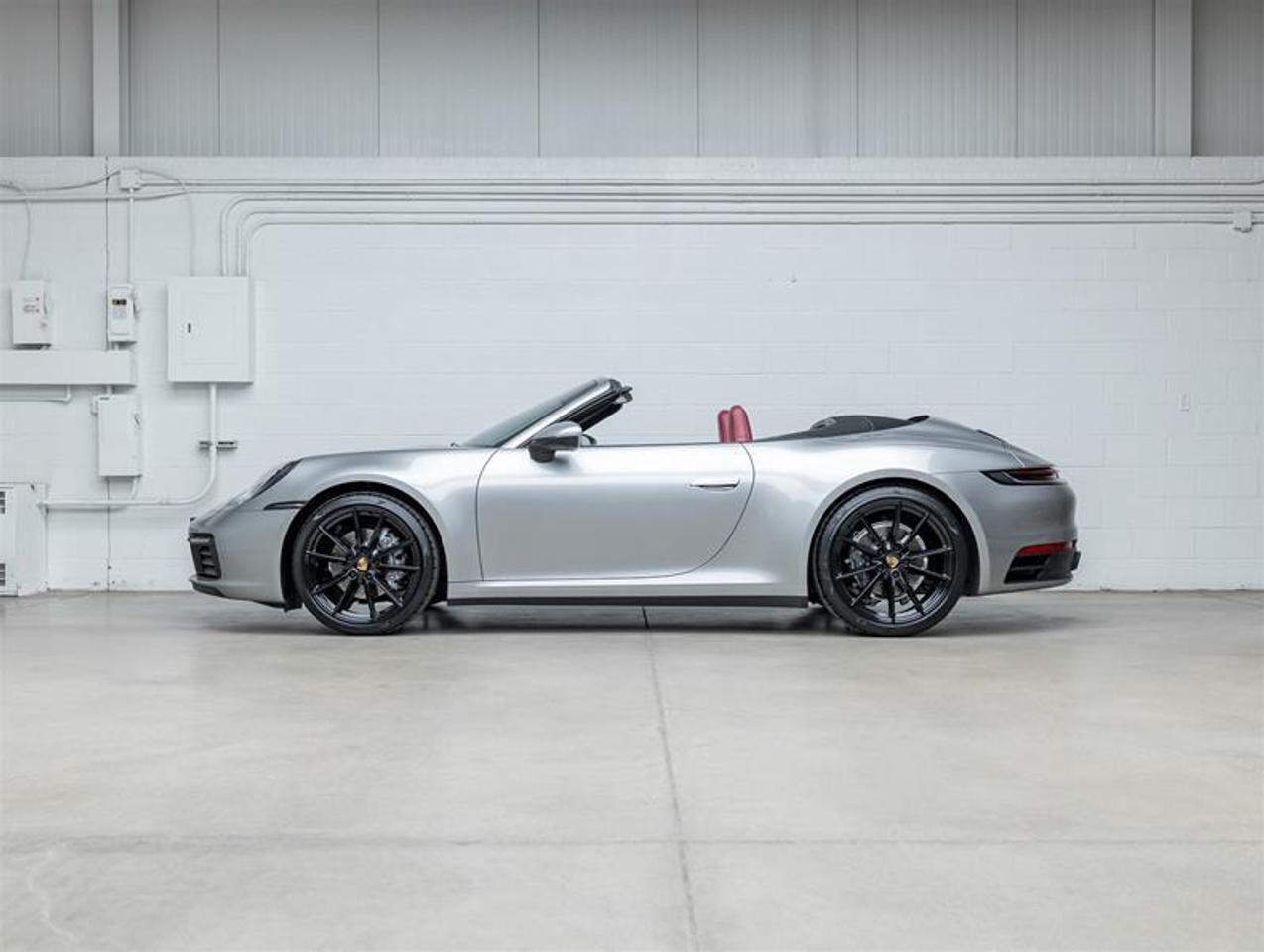 2022 Porsche 911  Photo