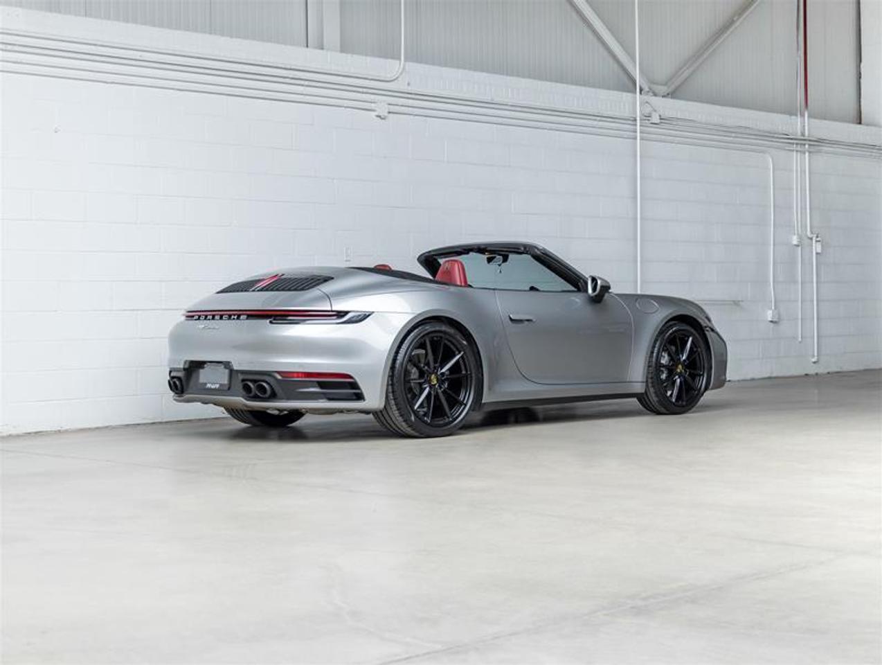 2022 Porsche 911  Photo
