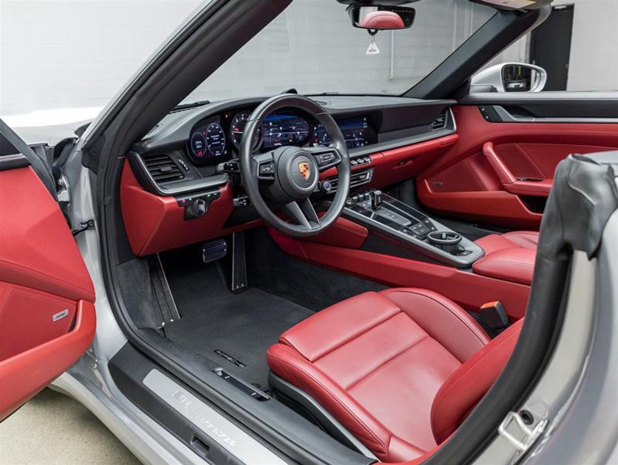 2022 Porsche 911  Photo