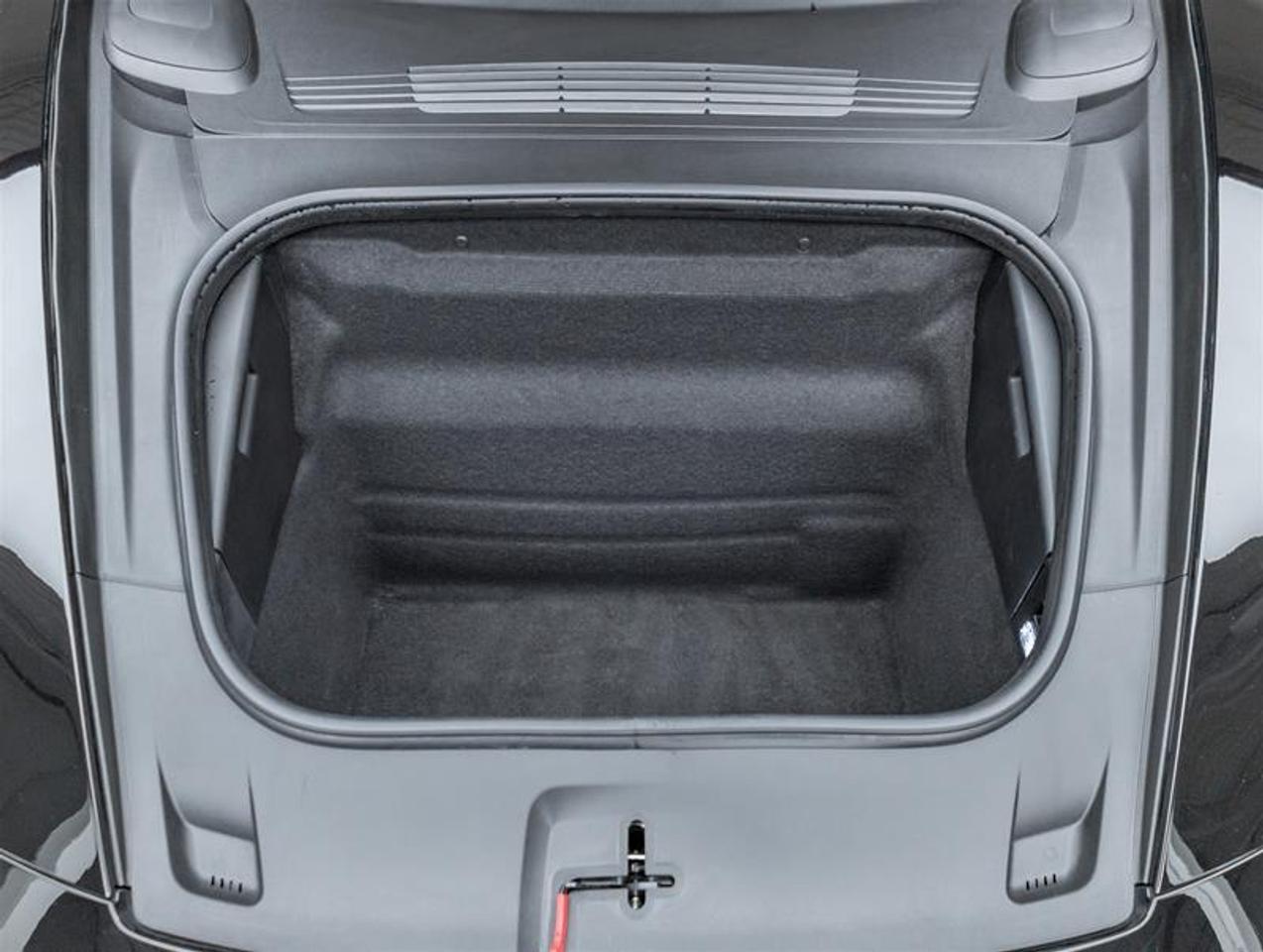 2026 Porsche 911  Photo4