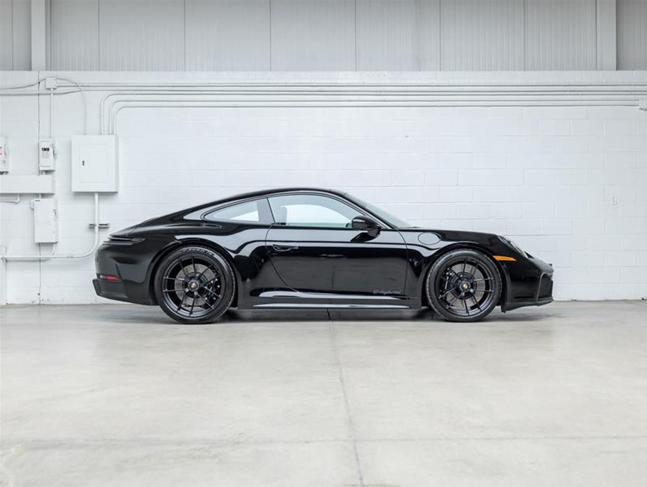 2026 Porsche 911  Photo