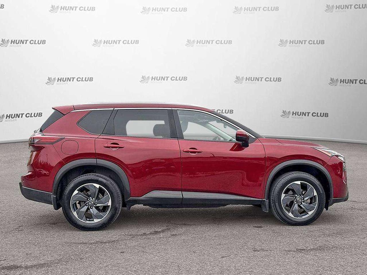 2025 Nissan Rogue SV Moonroof   Apple Car Play   Android Auto   Heated Seats Photo