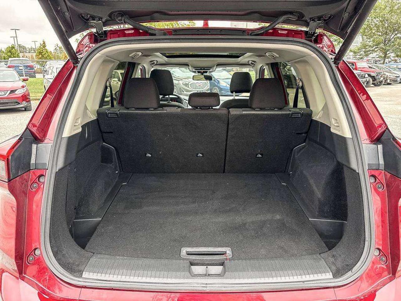 2025 Nissan Rogue SV Moonroof   Apple Car Play   Android Auto   Heated Seats Photo