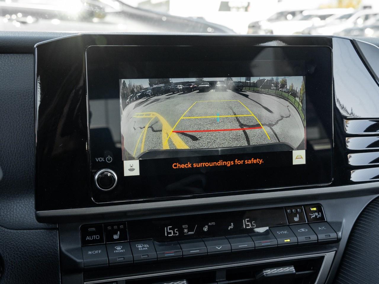 2025 Toyota Camry SE CVT Photo