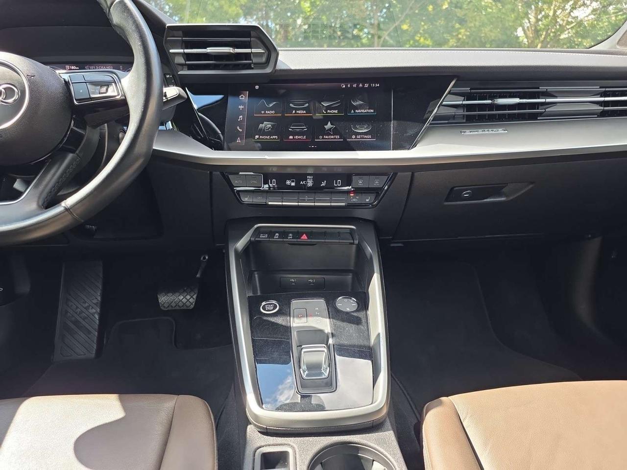 2022 Audi A3 NO ACCIDENTS / 1 OWNER / VERY LOW KM / BROWN INTERIOR / SUNROOF Photo