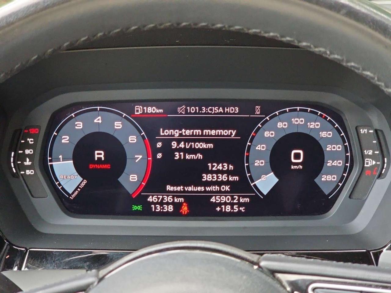 2022 Audi A3 NO ACCIDENTS / 1 OWNER / VERY LOW KM / BROWN INTERIOR / SUNROOF Photo