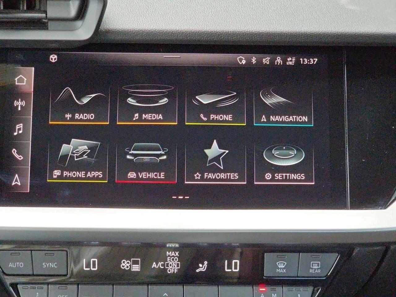2022 Audi A3 NO ACCIDENTS / 1 OWNER / VERY LOW KM / BROWN INTERIOR / SUNROOF Photo