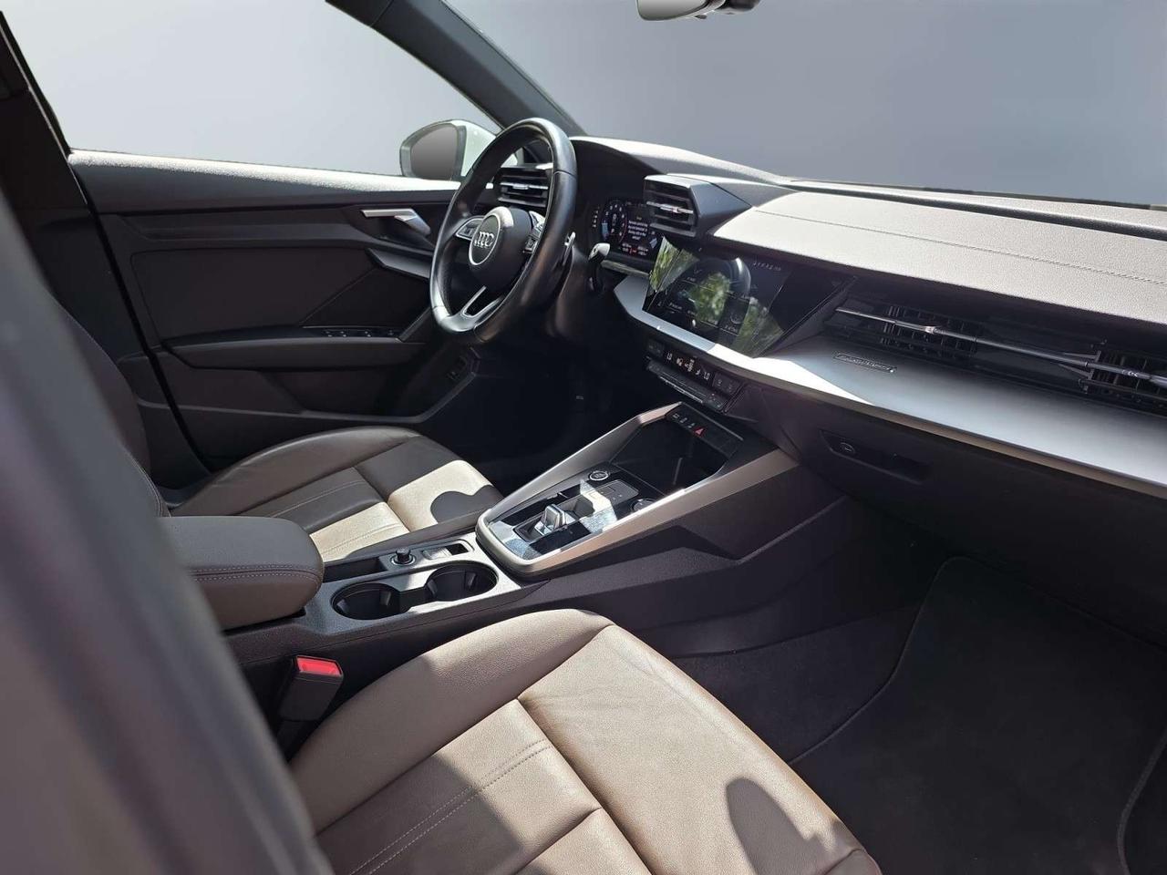 2022 Audi A3 NO ACCIDENTS / 1 OWNER / VERY LOW KM / BROWN INTERIOR / SUNROOF Photo