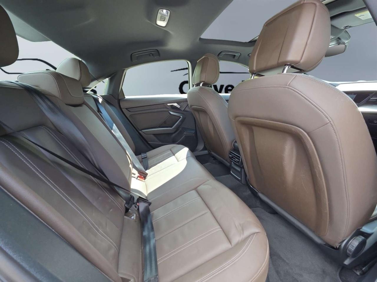 2022 Audi A3 NO ACCIDENTS / 1 OWNER / VERY LOW KM / BROWN INTERIOR / SUNROOF Photo