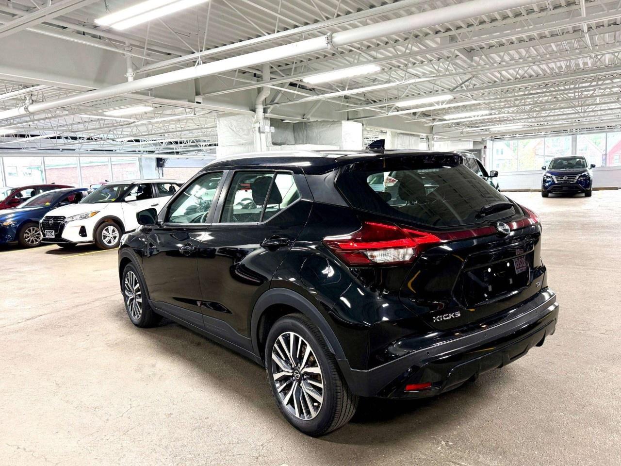 2021 Nissan Kicks SV FWD Photo