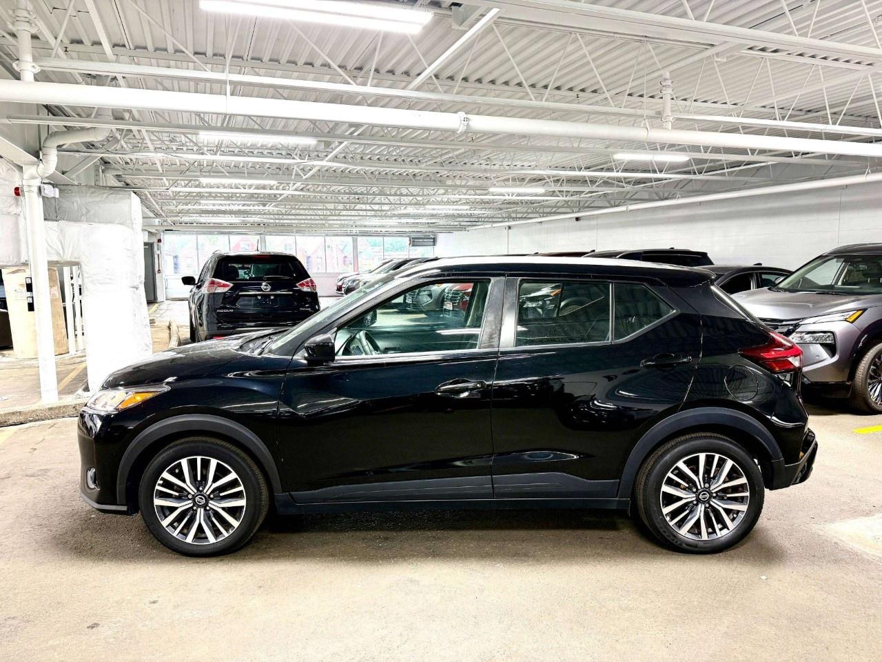 2021 Nissan Kicks SV FWD Photo