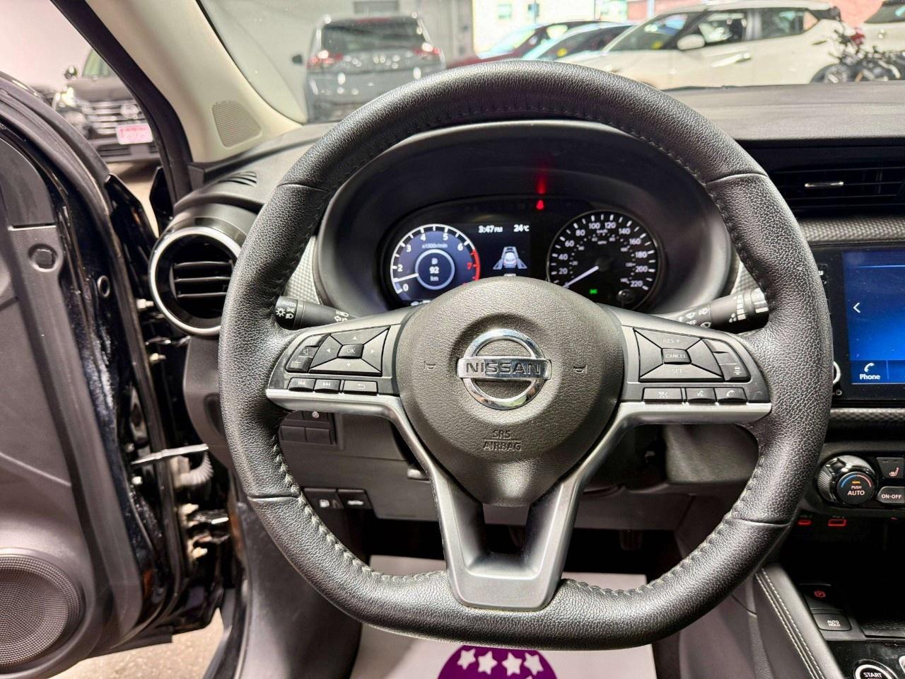 2021 Nissan Kicks SV FWD Photo