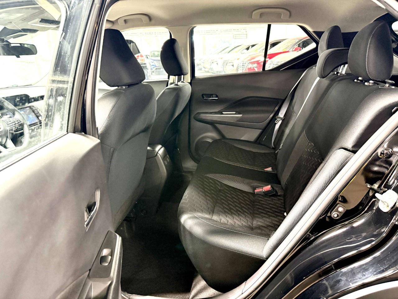 2021 Nissan Kicks SV FWD Photo
