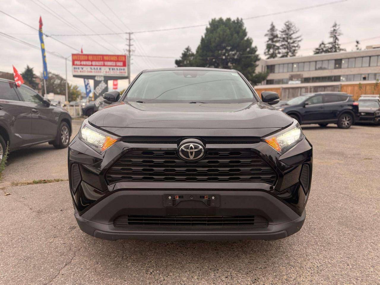 2022 Toyota RAV4 LE AWD Photo