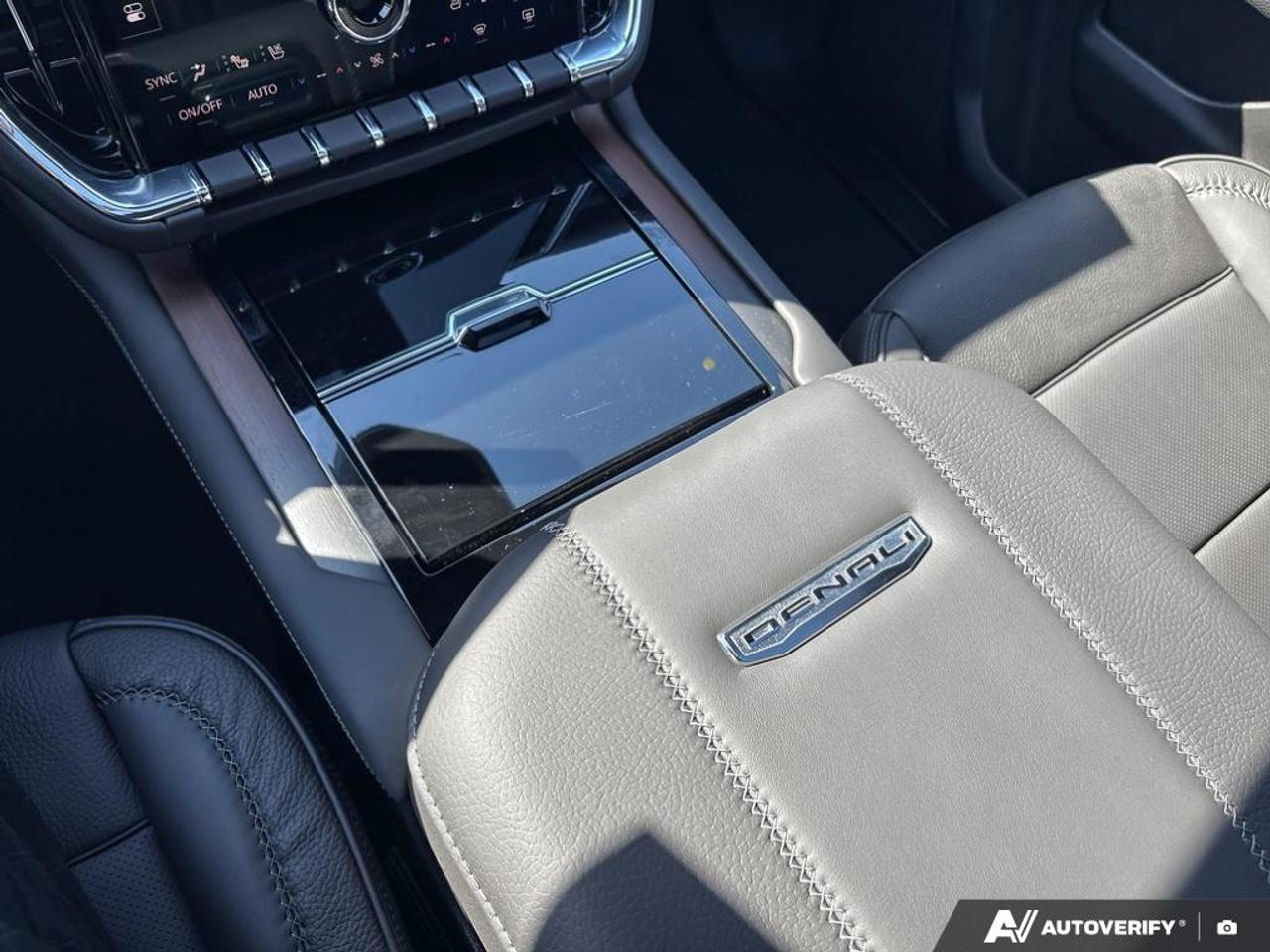 2027 GMC Yukon XL Denali 4dr 4x4 Photo