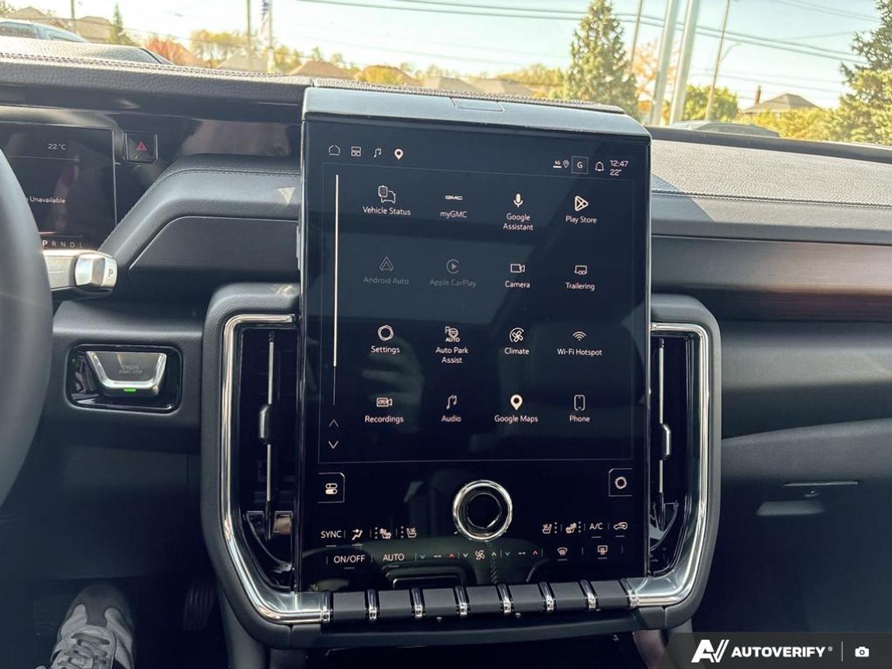 2027 GMC Yukon XL Denali 4dr 4x4 Photo