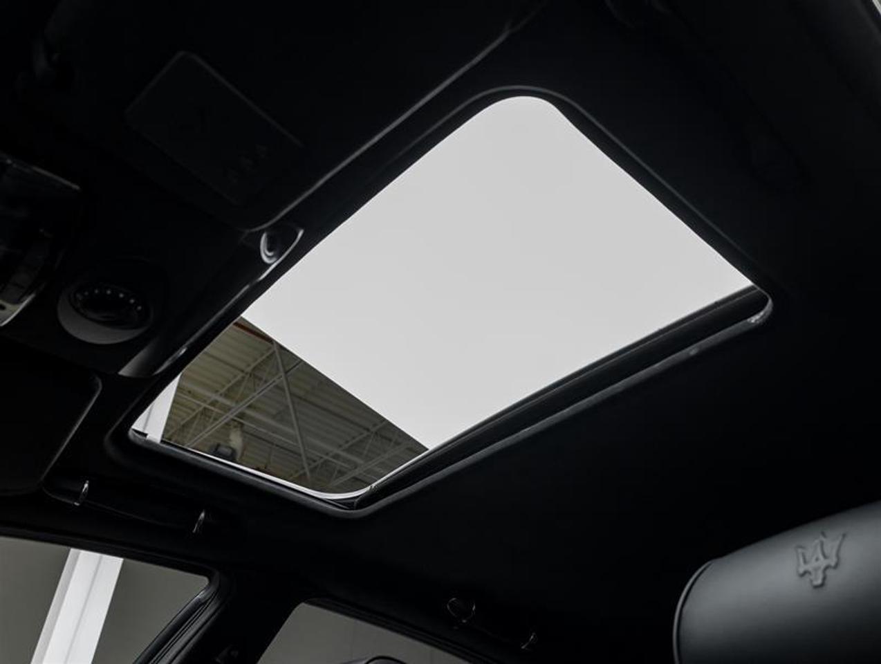 2013 Maserati Quattroporte  Photo