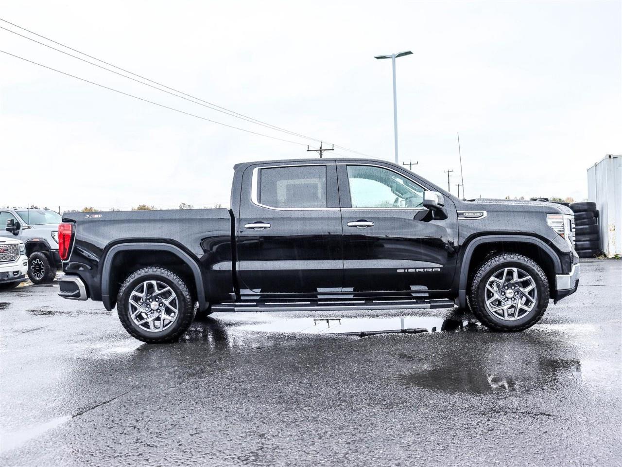 2026 GMC Sierra 1500 Crew Cab Short Box 4-Wheel Drive SLT Photo4