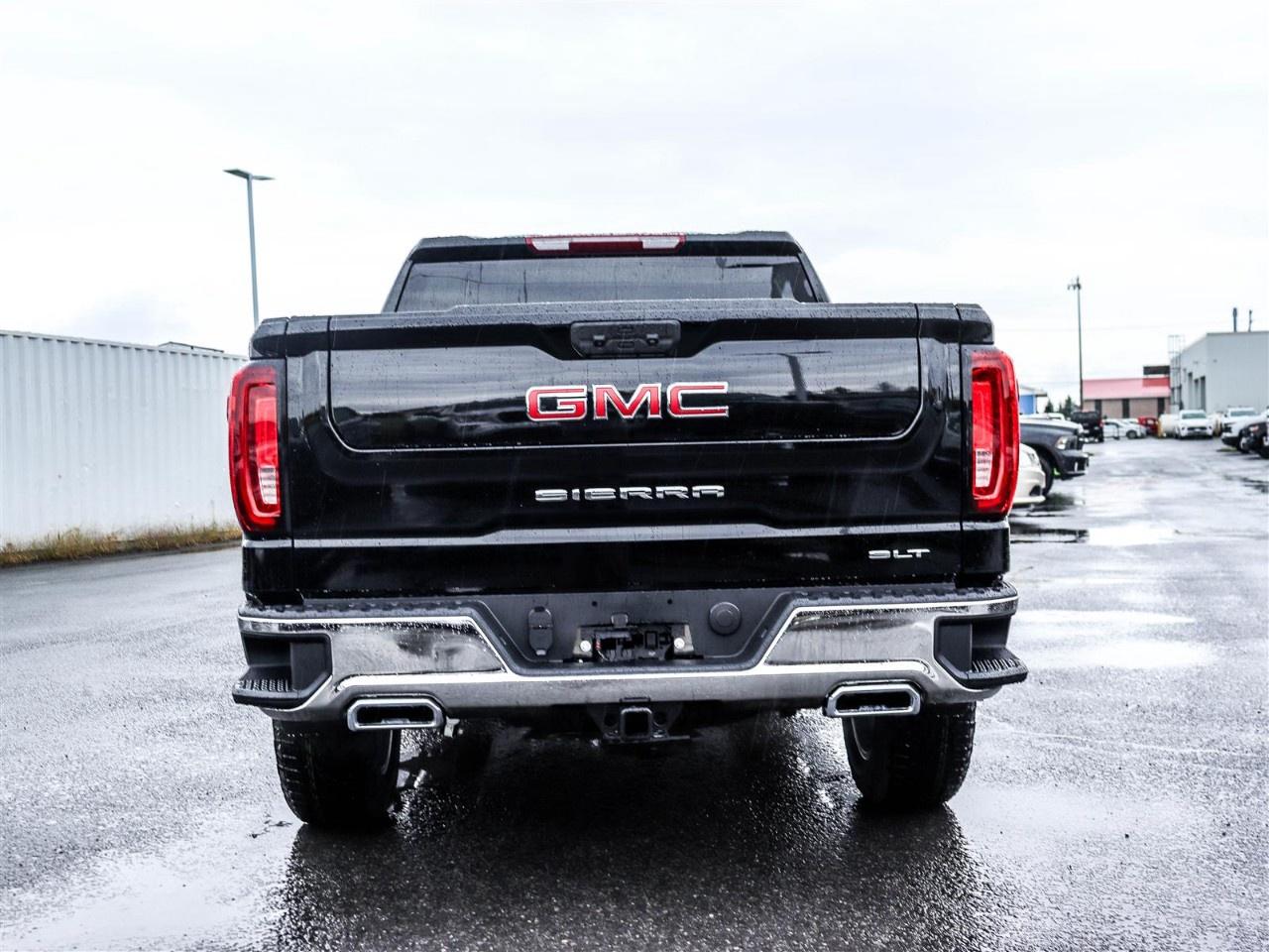 2026 GMC Sierra 1500 Crew Cab Short Box 4-Wheel Drive SLT Photo
