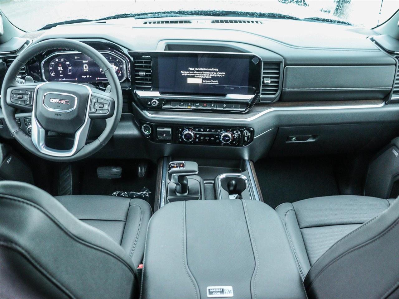 2026 GMC Sierra 1500 Crew Cab Short Box 4-Wheel Drive SLT Photo
