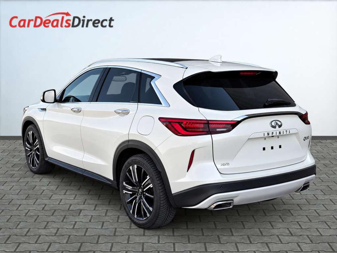 2021 Infiniti QX50 LUXE AWD / PANO / LEATHER / HEATED SEATS / HEATED WHEEL / CARPLAY / BACKUP CAM Photo