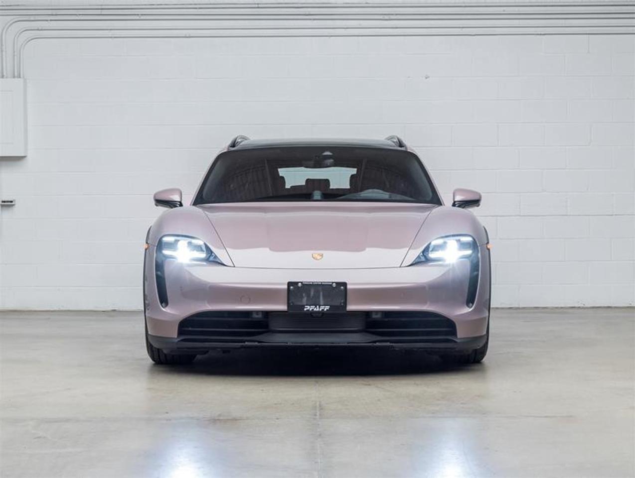 2023 Porsche Taycan  Photo5