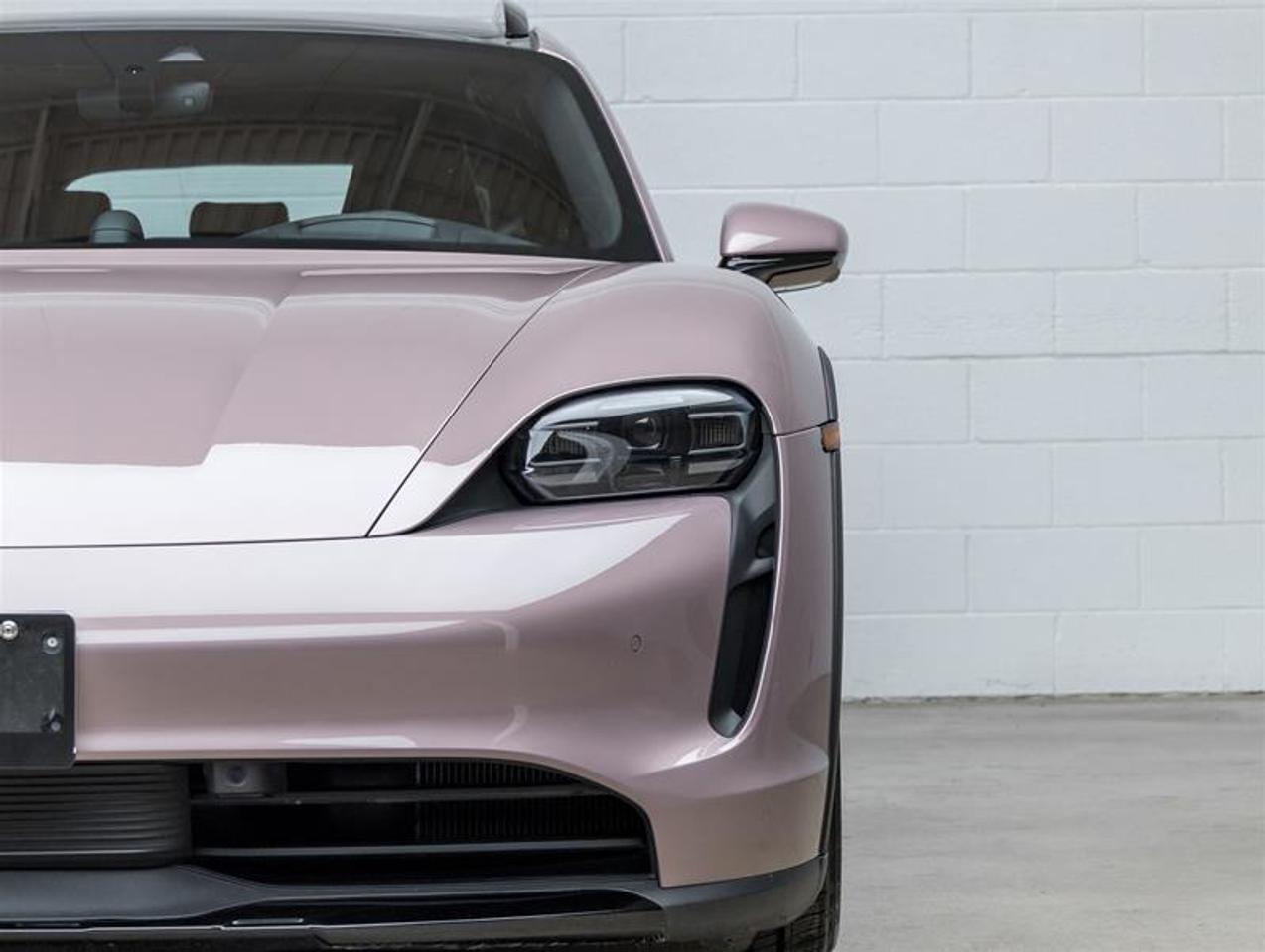 2023 Porsche Taycan  Photo
