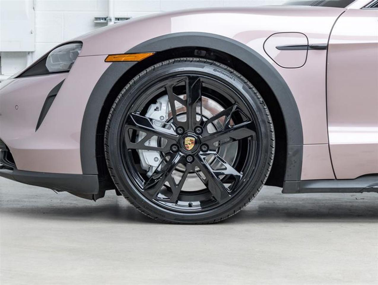 2023 Porsche Taycan  Photo