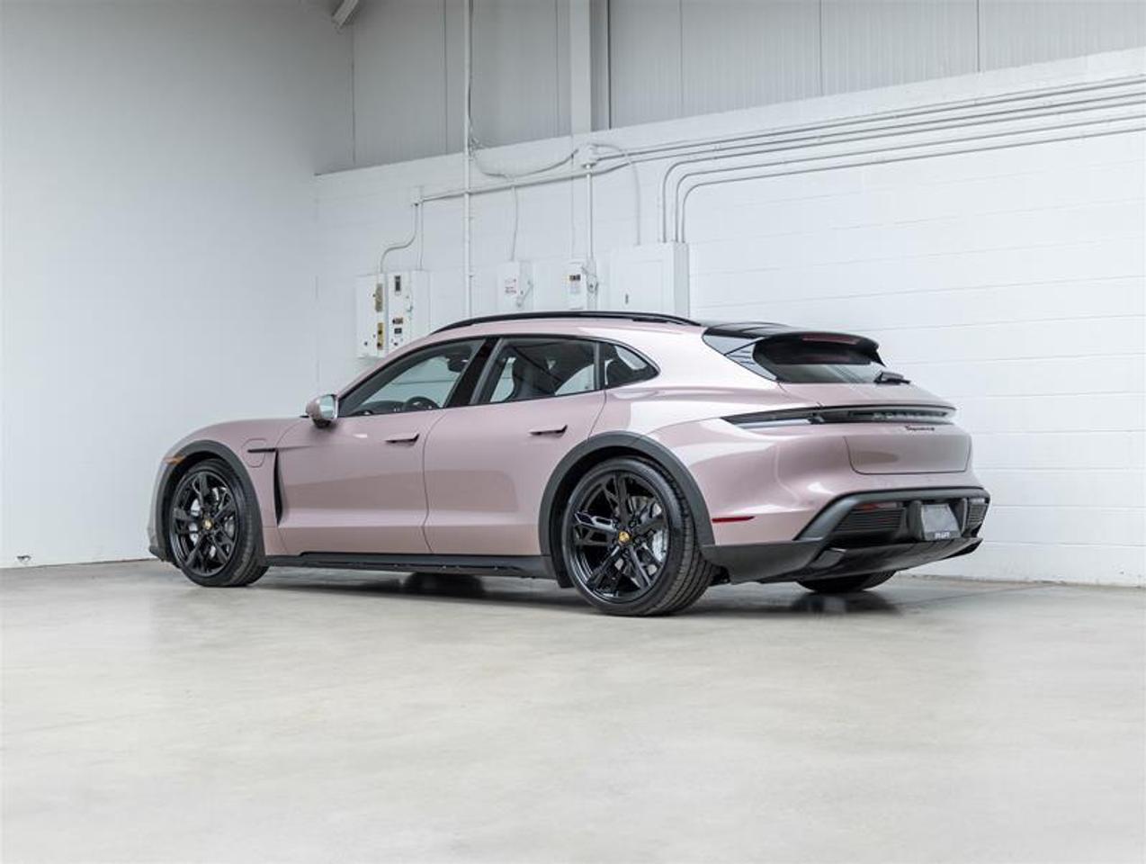 2023 Porsche Taycan  Photo