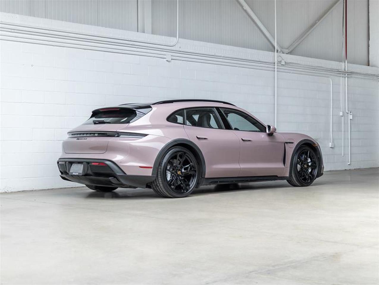 2023 Porsche Taycan  Photo