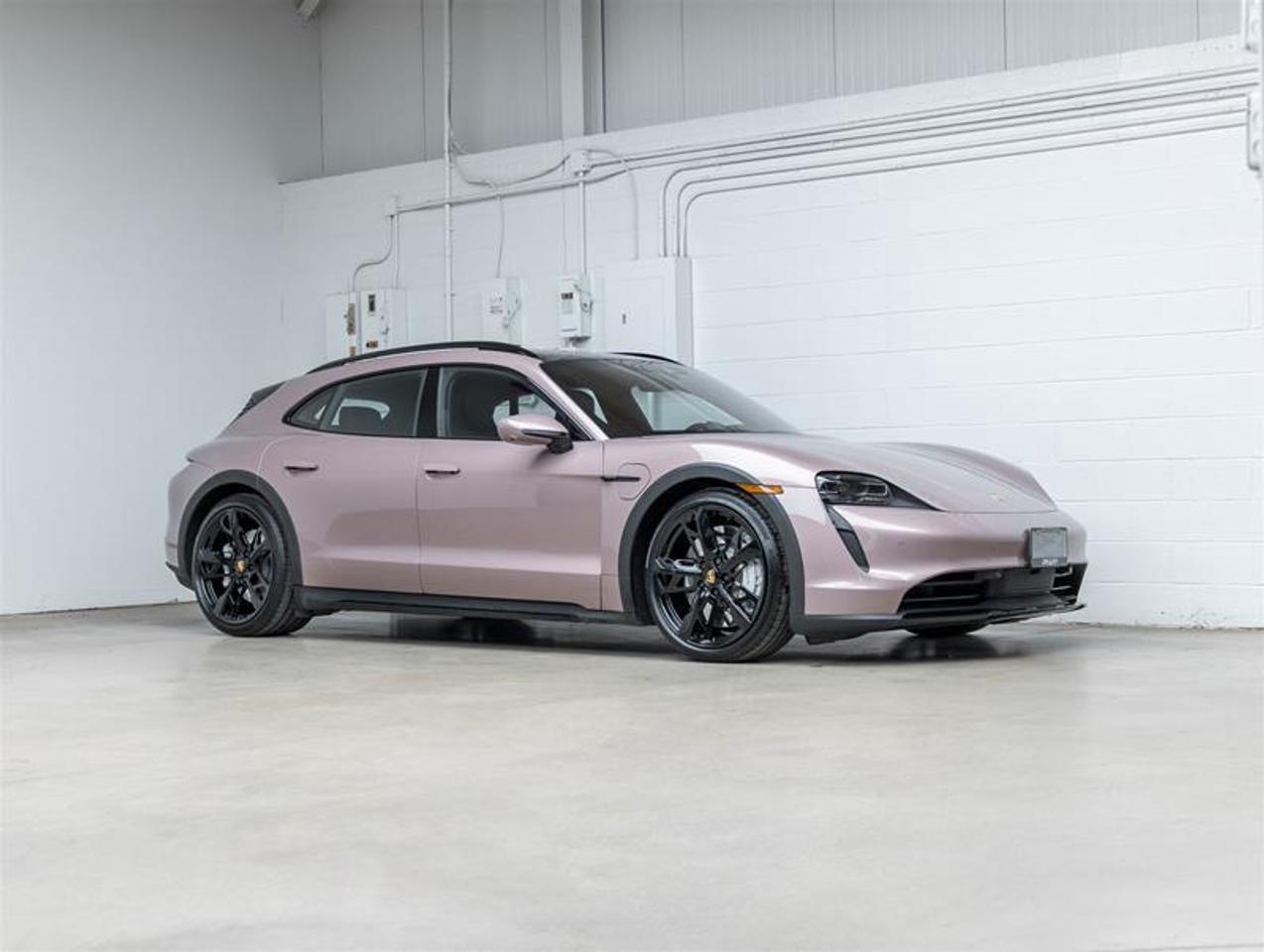 2023 Porsche Taycan  Photo