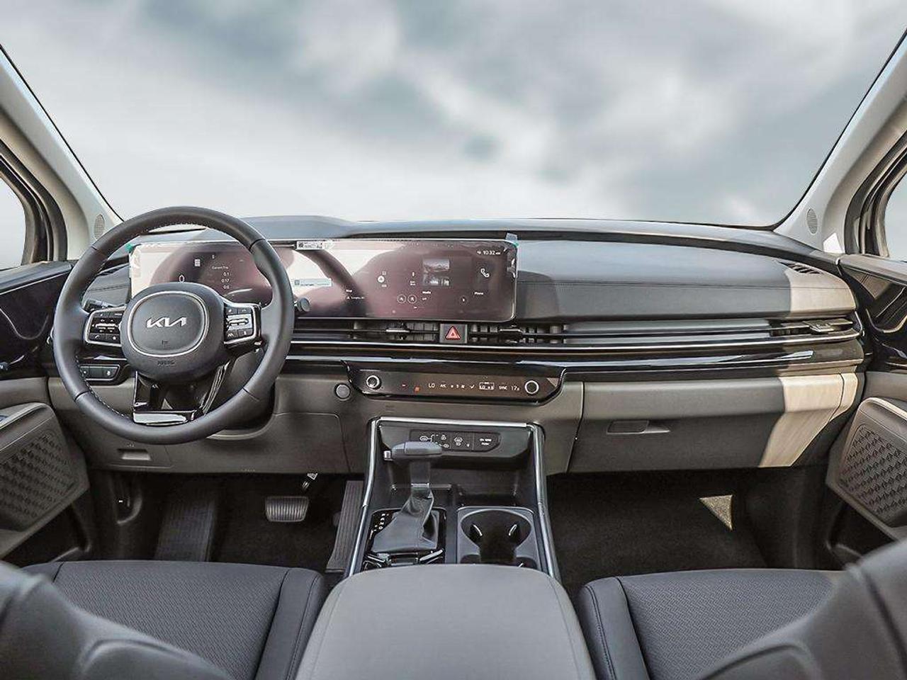 2026 Kia Carnival SX Photo