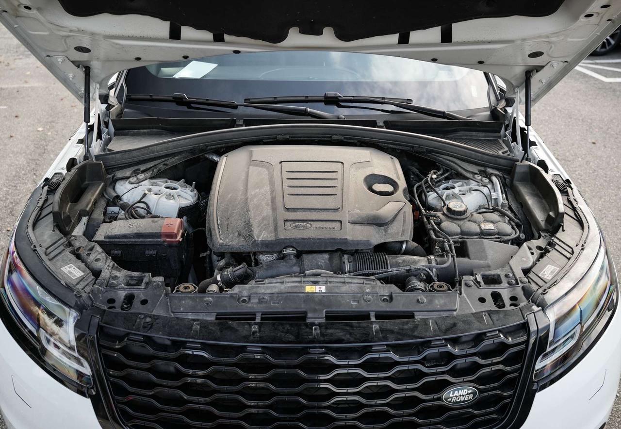 2021 Land Rover Range Rover Velar P250   HSE   S-Dynamic   4x4   PANORAMIC   NAVI   360 CAMERA Photo