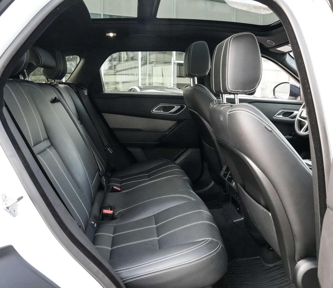 2021 Land Rover Range Rover Velar P250   HSE   S-Dynamic   4x4   PANORAMIC   NAVI   360 CAMERA Photo