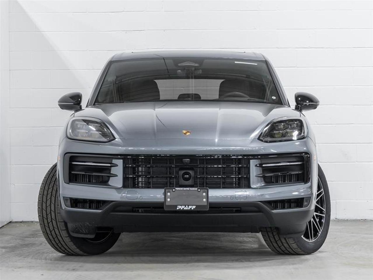 2026 Porsche Cayenne  Photo5