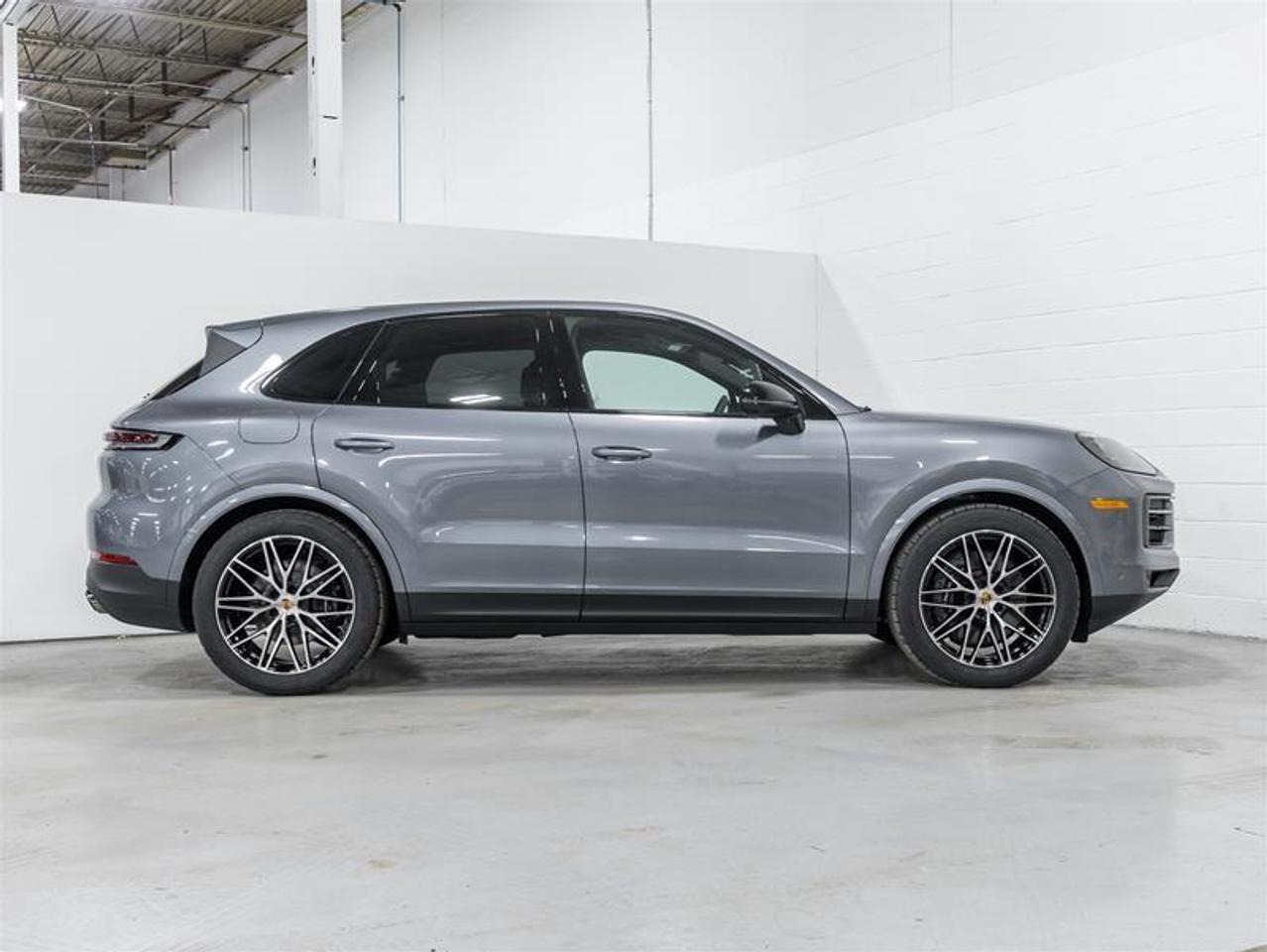 2026 Porsche Cayenne  Photo