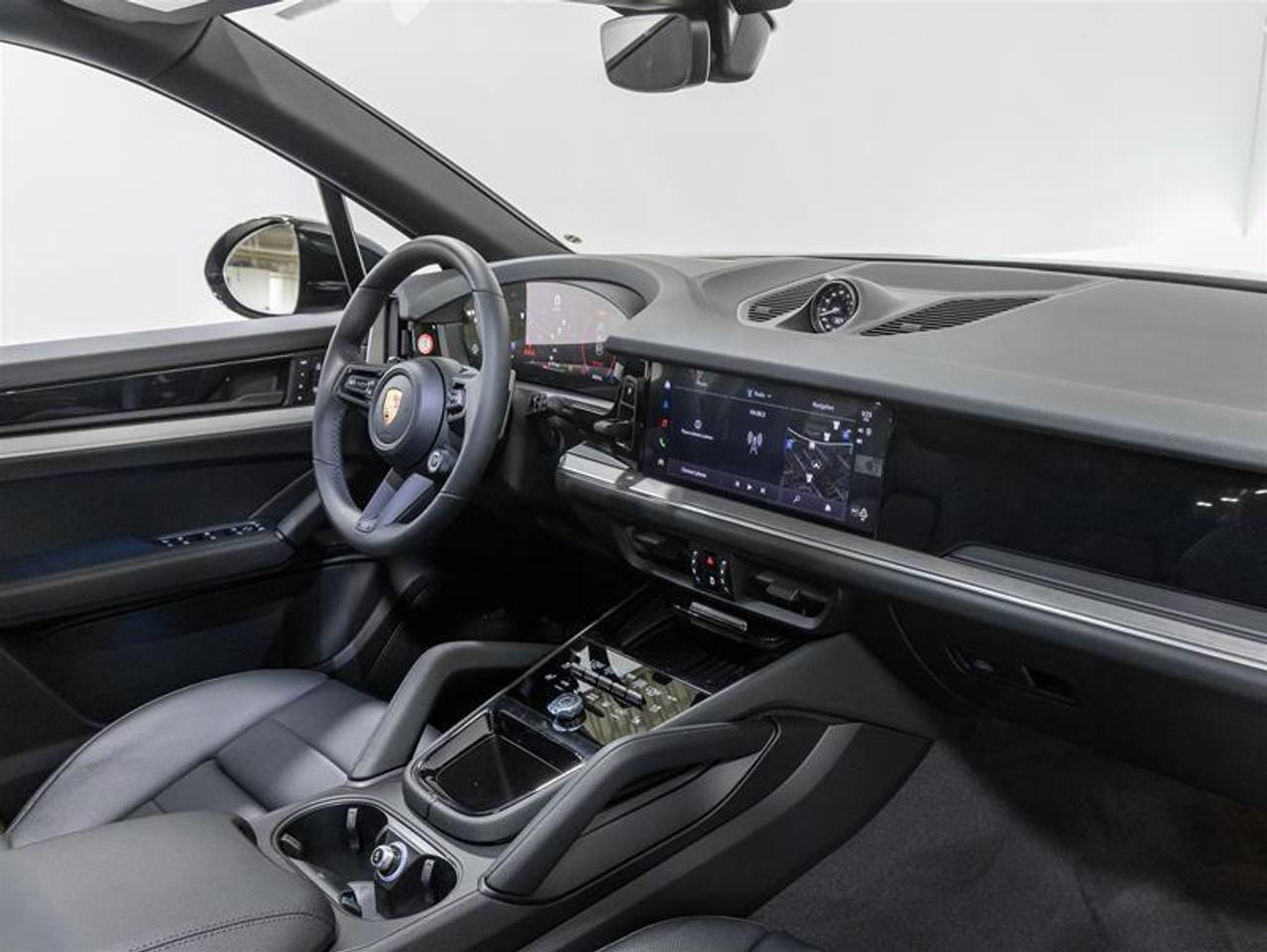 2026 Porsche Cayenne  Photo