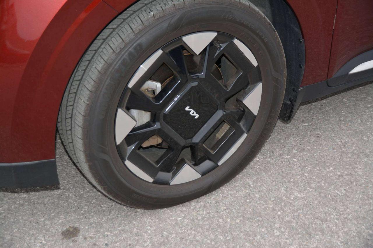 2025 Kia Carnival EX Photo
