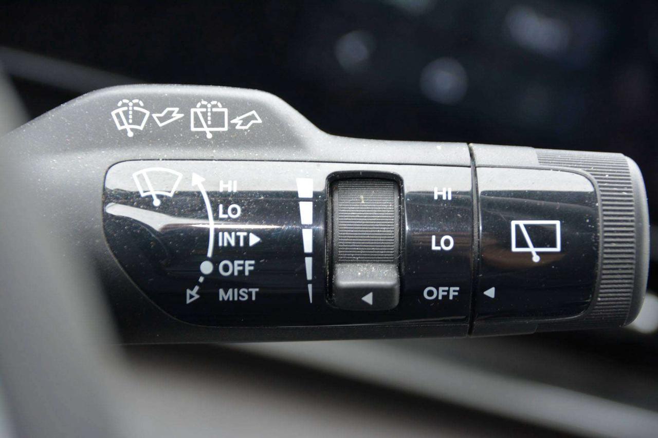 2025 Kia Carnival EX Photo