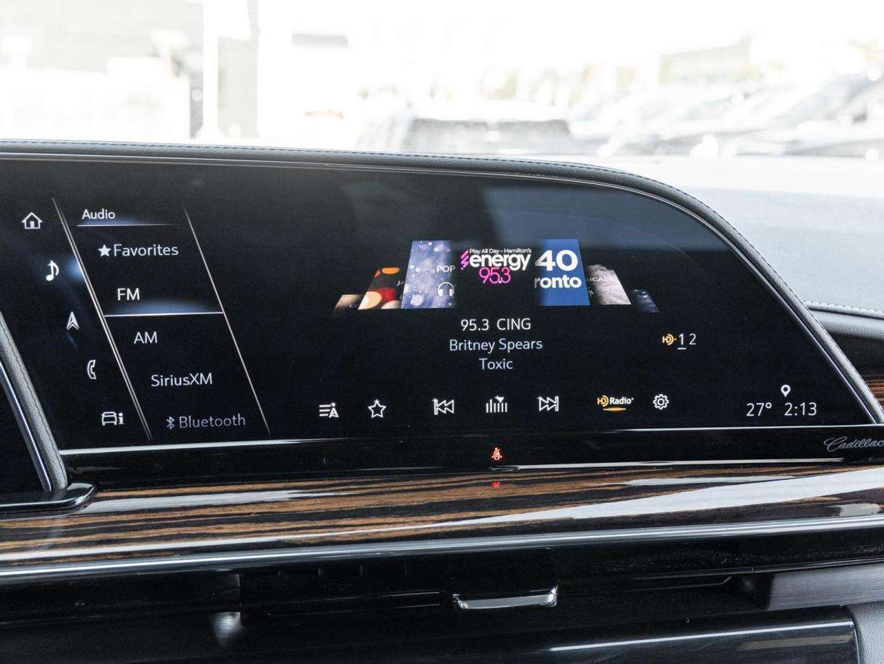 2022 Cadillac Escalade 4WD Premium Luxury Photo