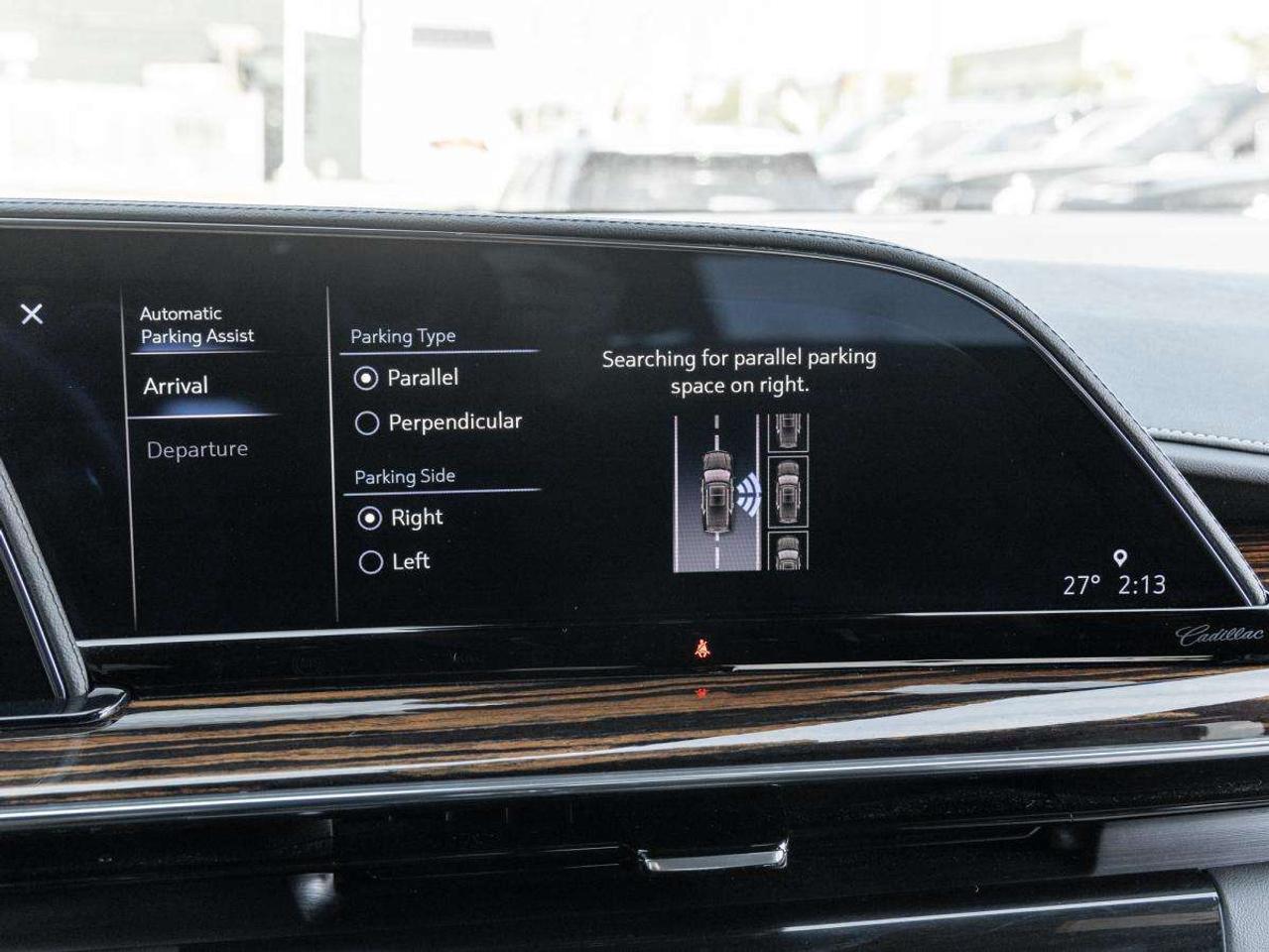 2022 Cadillac Escalade 4WD Premium Luxury Photo