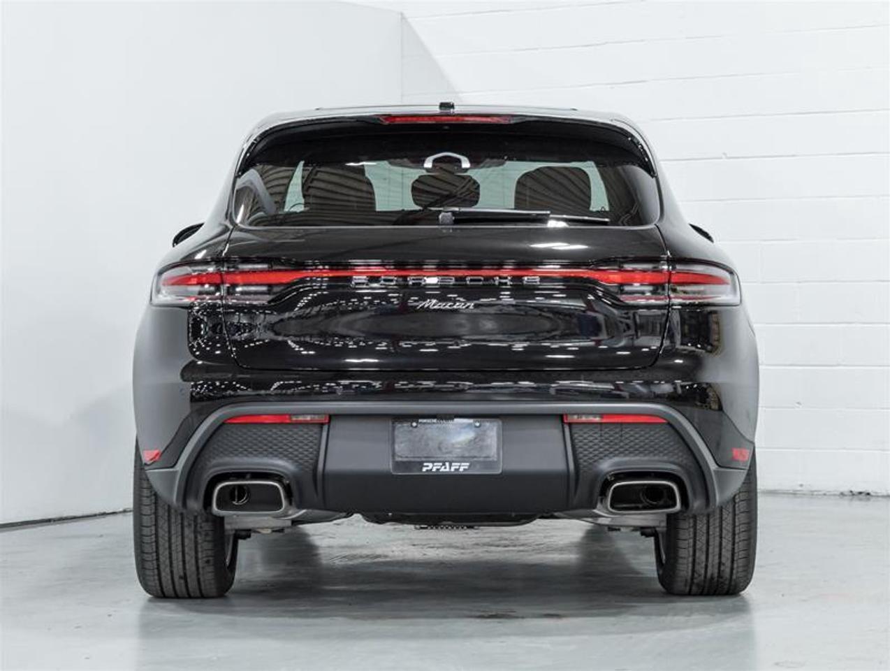 2026 Porsche Macan  Photo