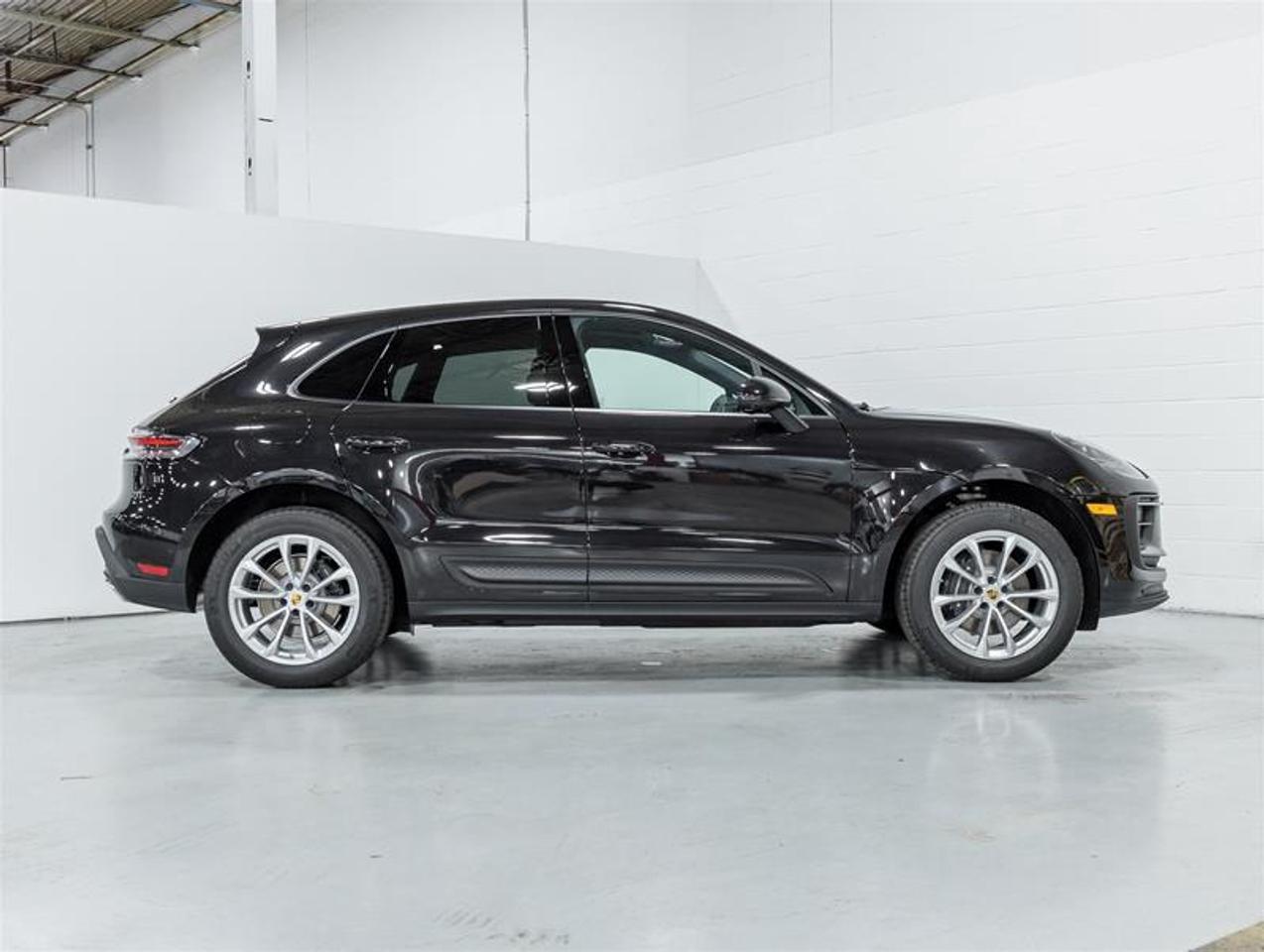 2026 Porsche Macan  Photo