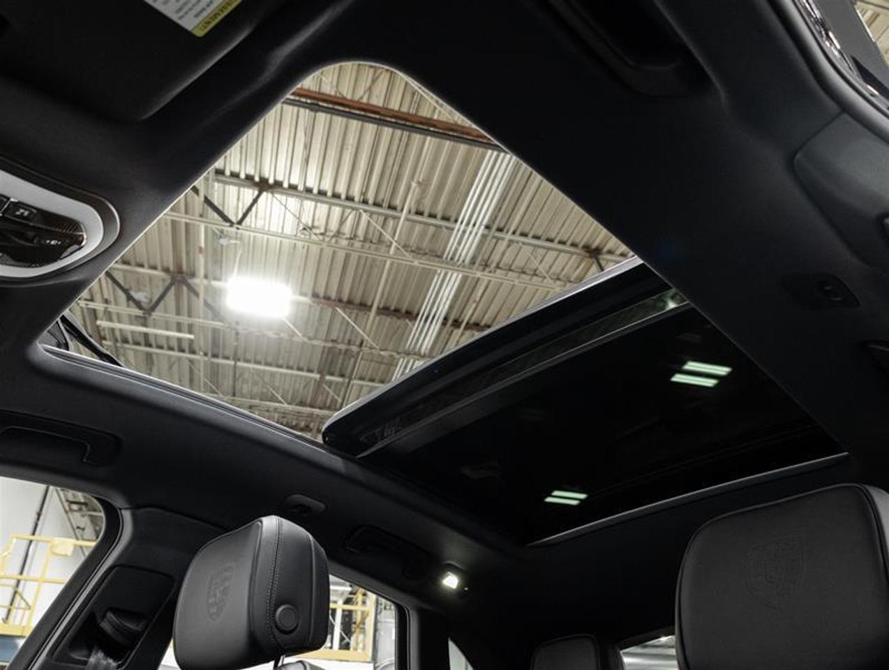 2026 Porsche Macan  Photo